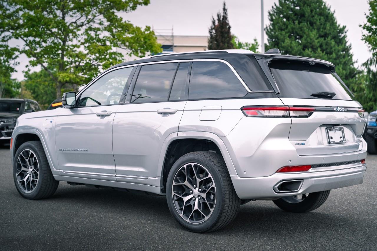 2023 Jeep Grand Cherokee 4xe Summit LC2656
