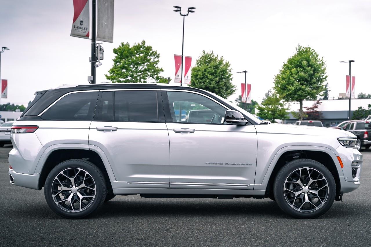 2023 Jeep Grand Cherokee 4xe Summit LC2656