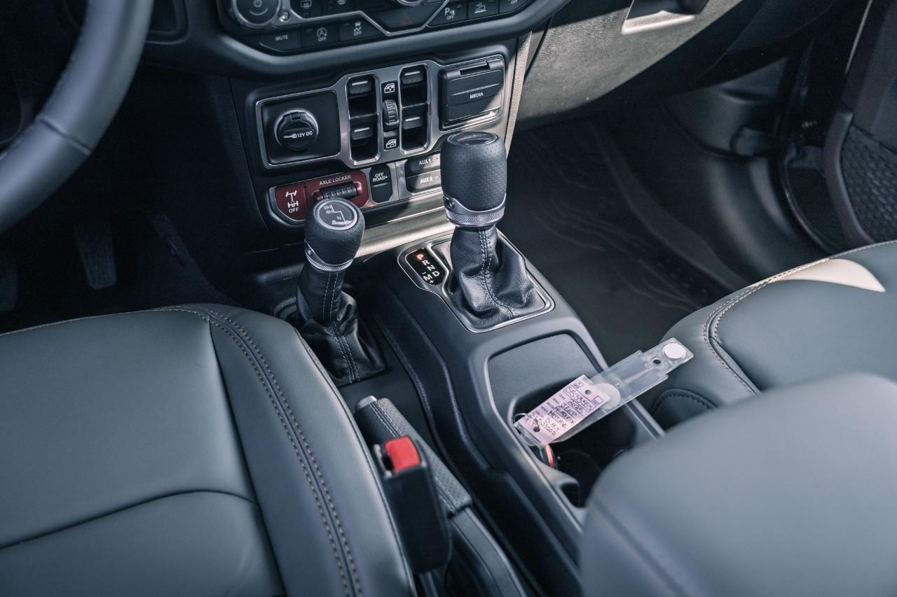 2025 Jeep Gladiator Mojave S533555