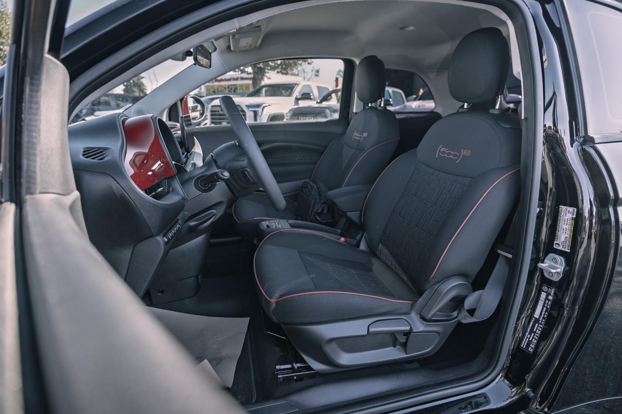 2024 Fiat 500e  LC2750