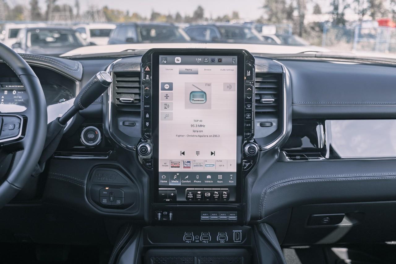 2026 RAM 3500 Limited T158988