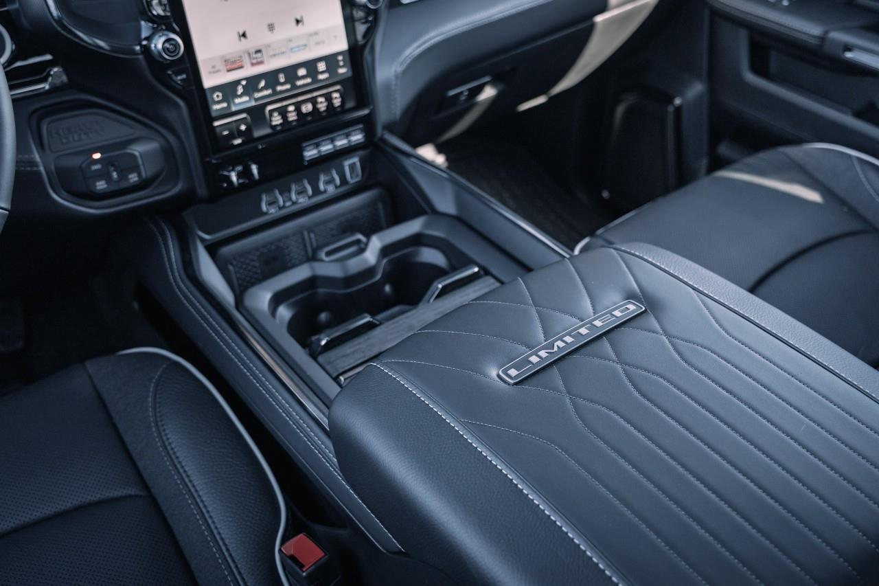 2026 RAM 3500 Limited T158988