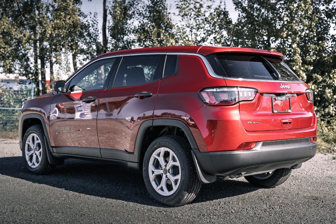 2026 Jeep Compass Sport T153720