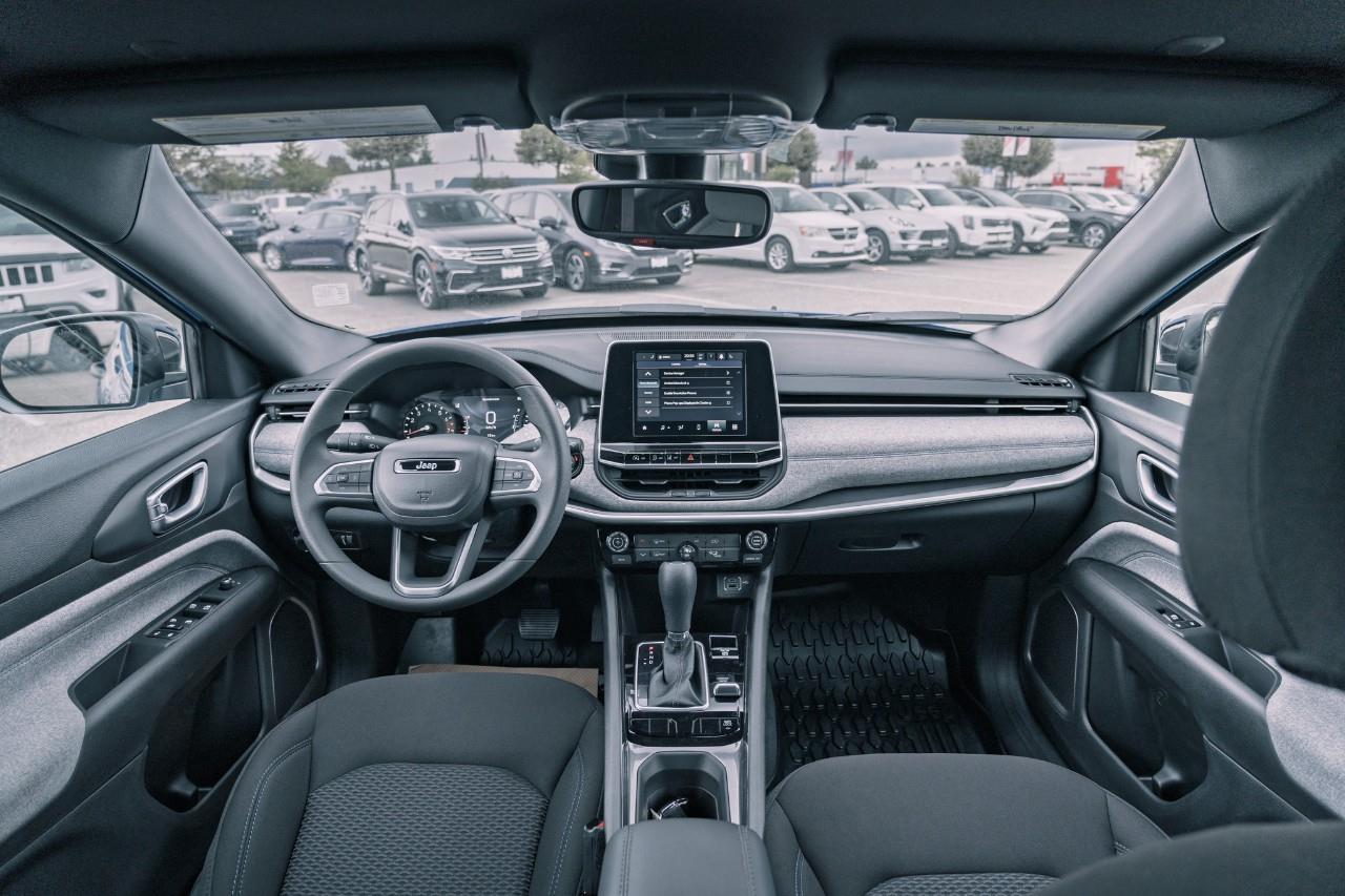 2026 Jeep Compass Sport T156223