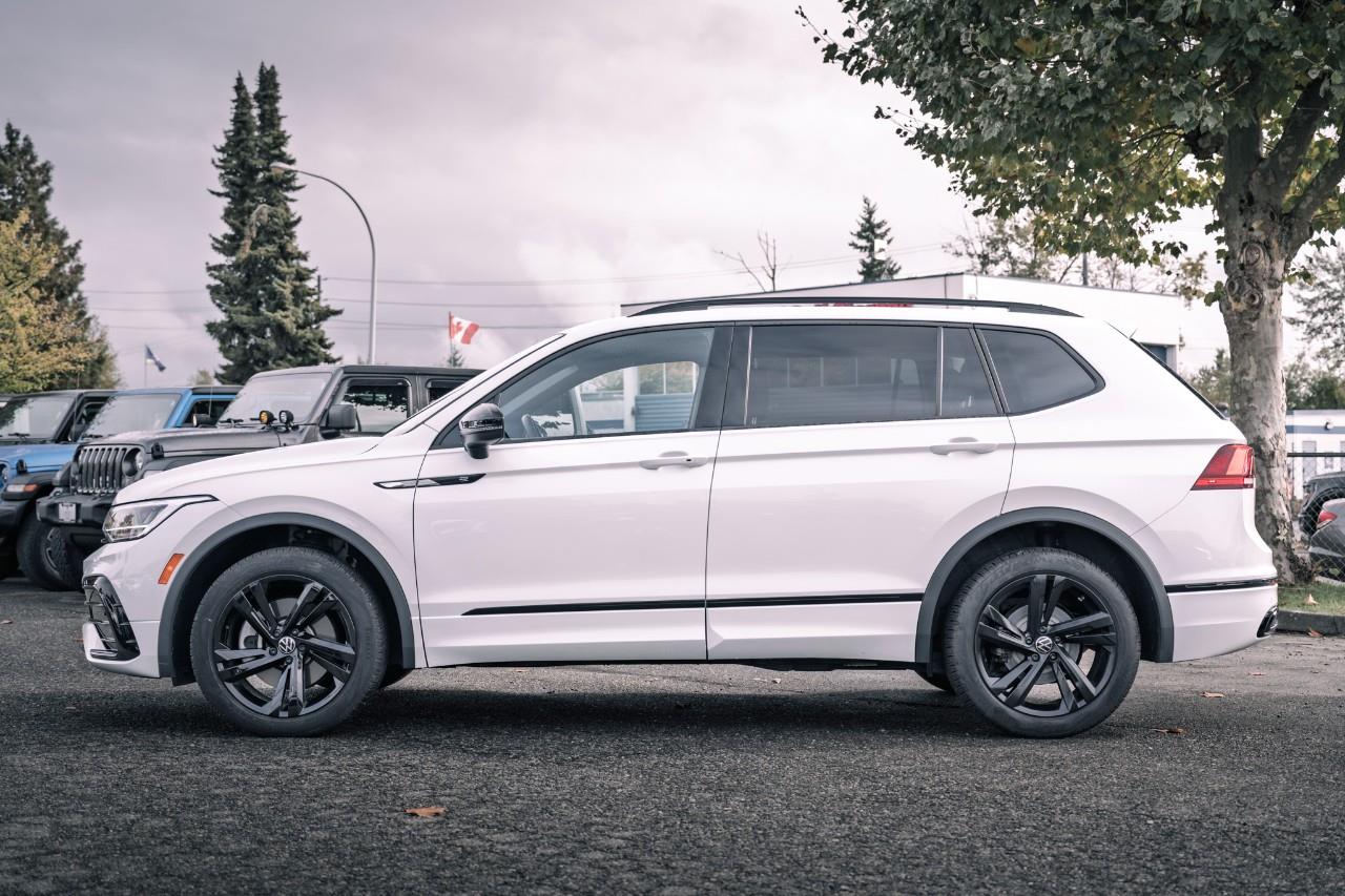 2023 Volkswagen Tiguan Comfortline R-Line Black LC2752