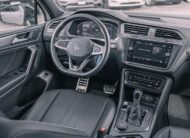 2023 Volkswagen Tiguan Comfortline R-Line Black LC2752
