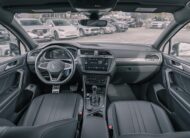 2023 Volkswagen Tiguan Comfortline R-Line Black LC2752