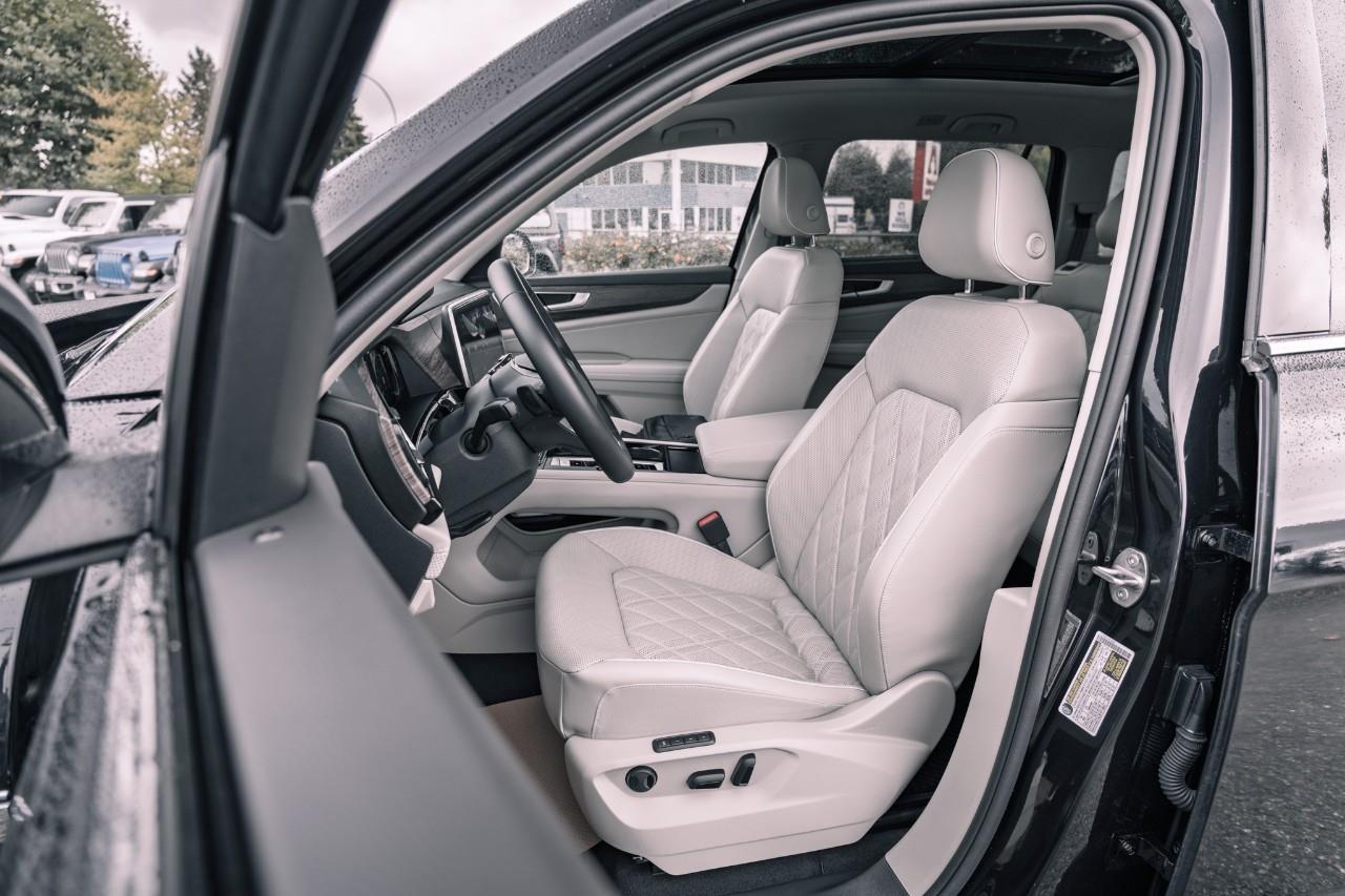 2024 Volkswagen Atlas 2.0 TSI Execline LC2755