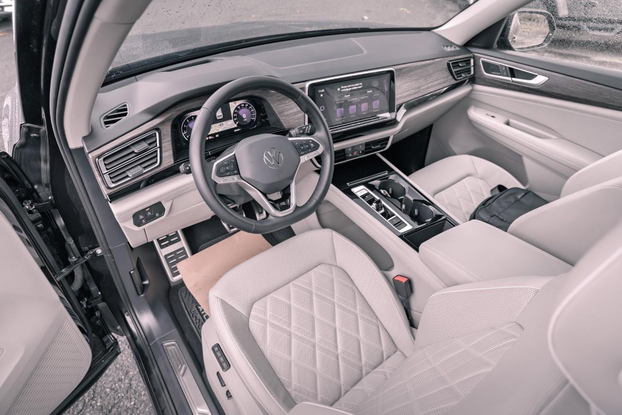 2024 Volkswagen Atlas 2.0 TSI Execline LC2755