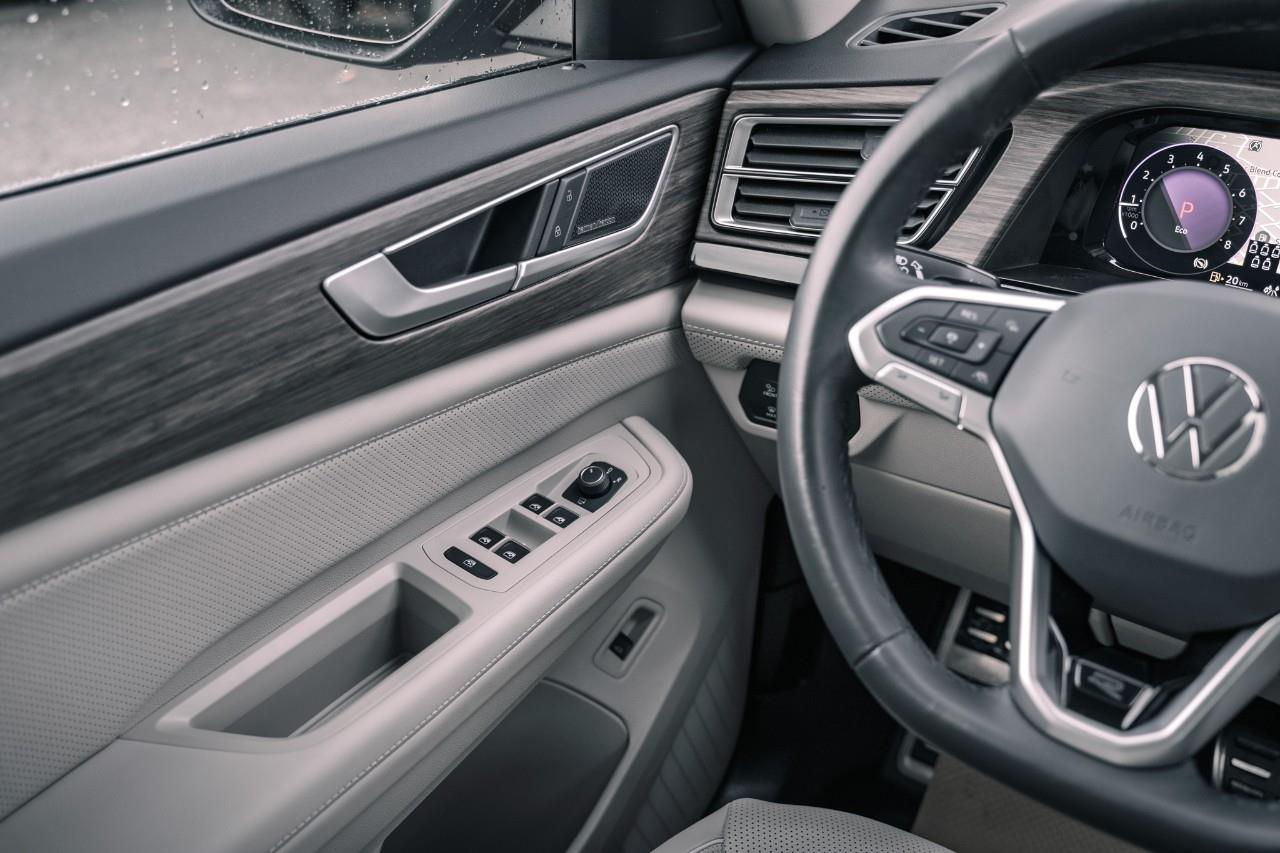 2024 Volkswagen Atlas 2.0 TSI Execline LC2755