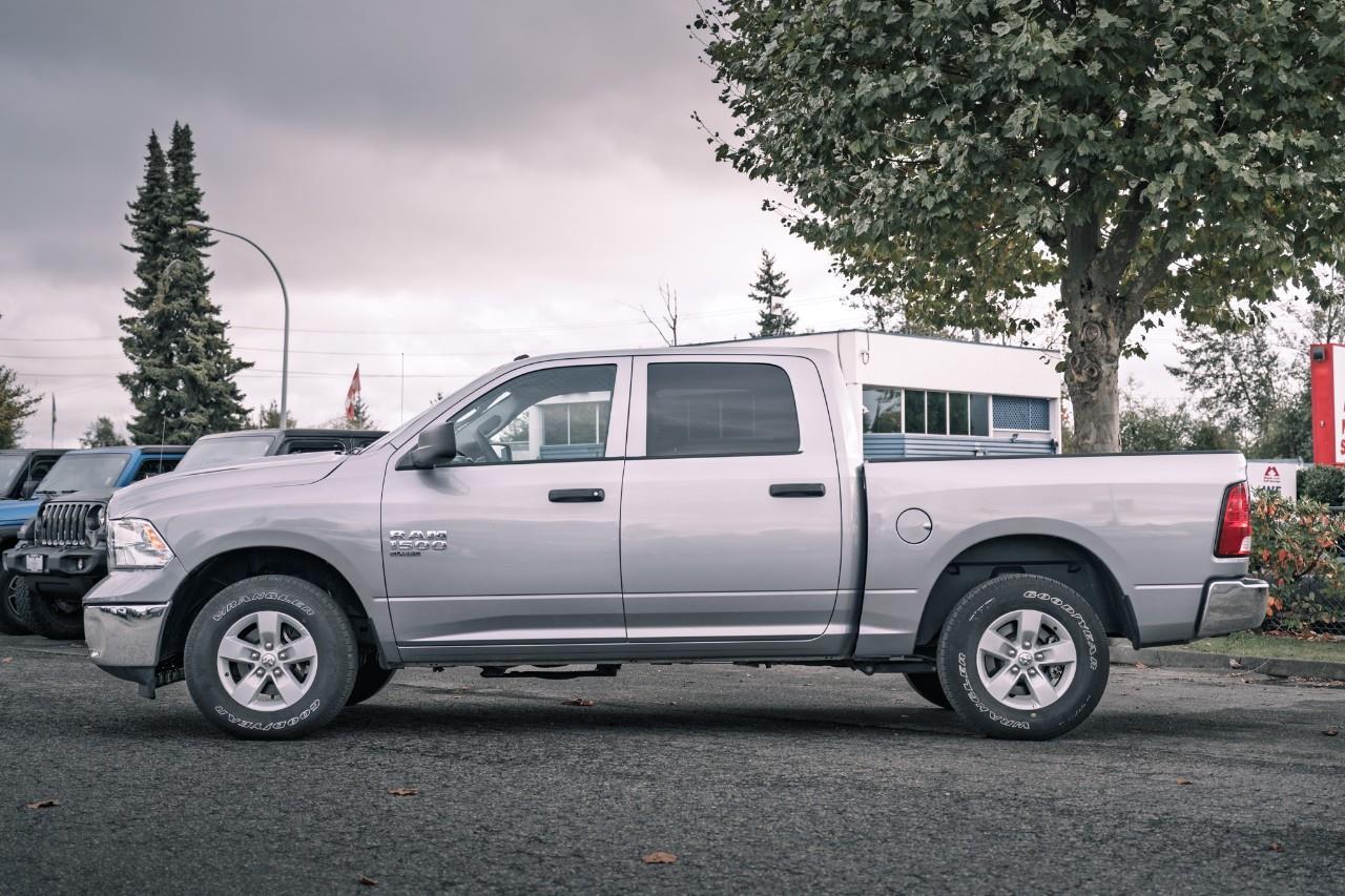 2023 RAM 1500 Classic SLT LC2758