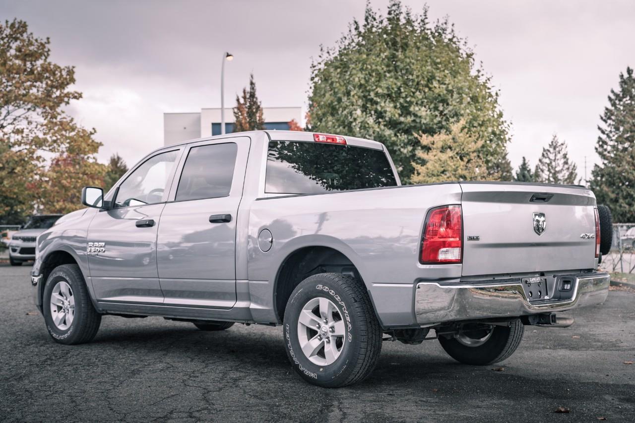 2023 RAM 1500 Classic SLT LC2758