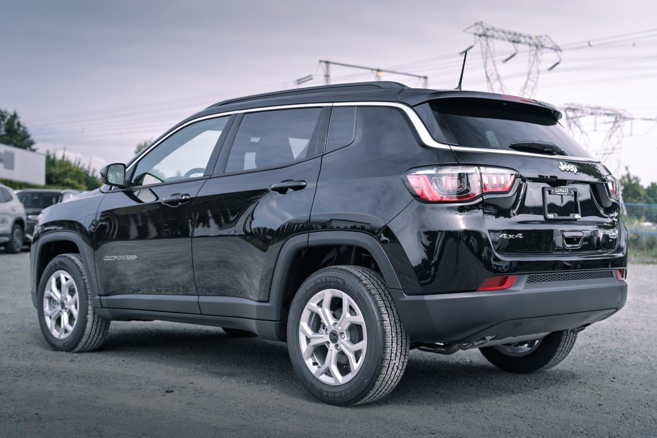 2025 Jeep Compass North S626357