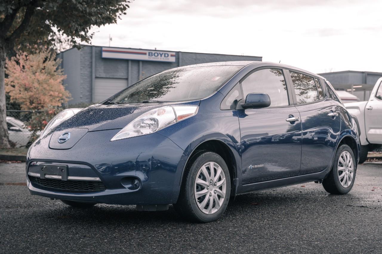 2017 Nissan LEAF S LC2703AA