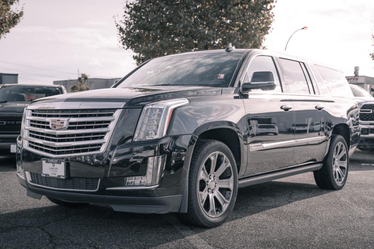 2017 Cadillac Escalade ESV Platinum LC2737A