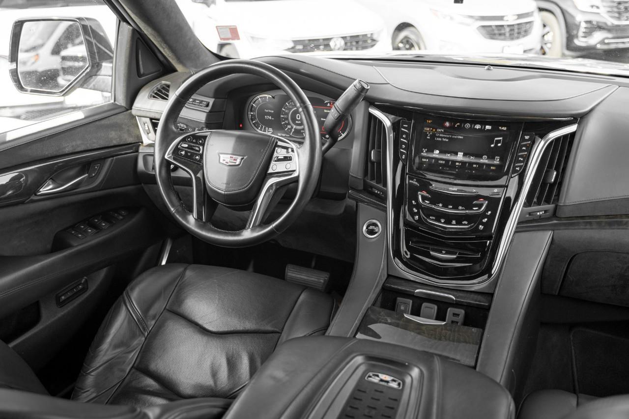 2017 Cadillac Escalade ESV Platinum LC2737A