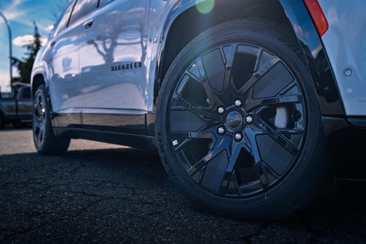 2024 Jeep Wagoneer S Launch Edition R180271