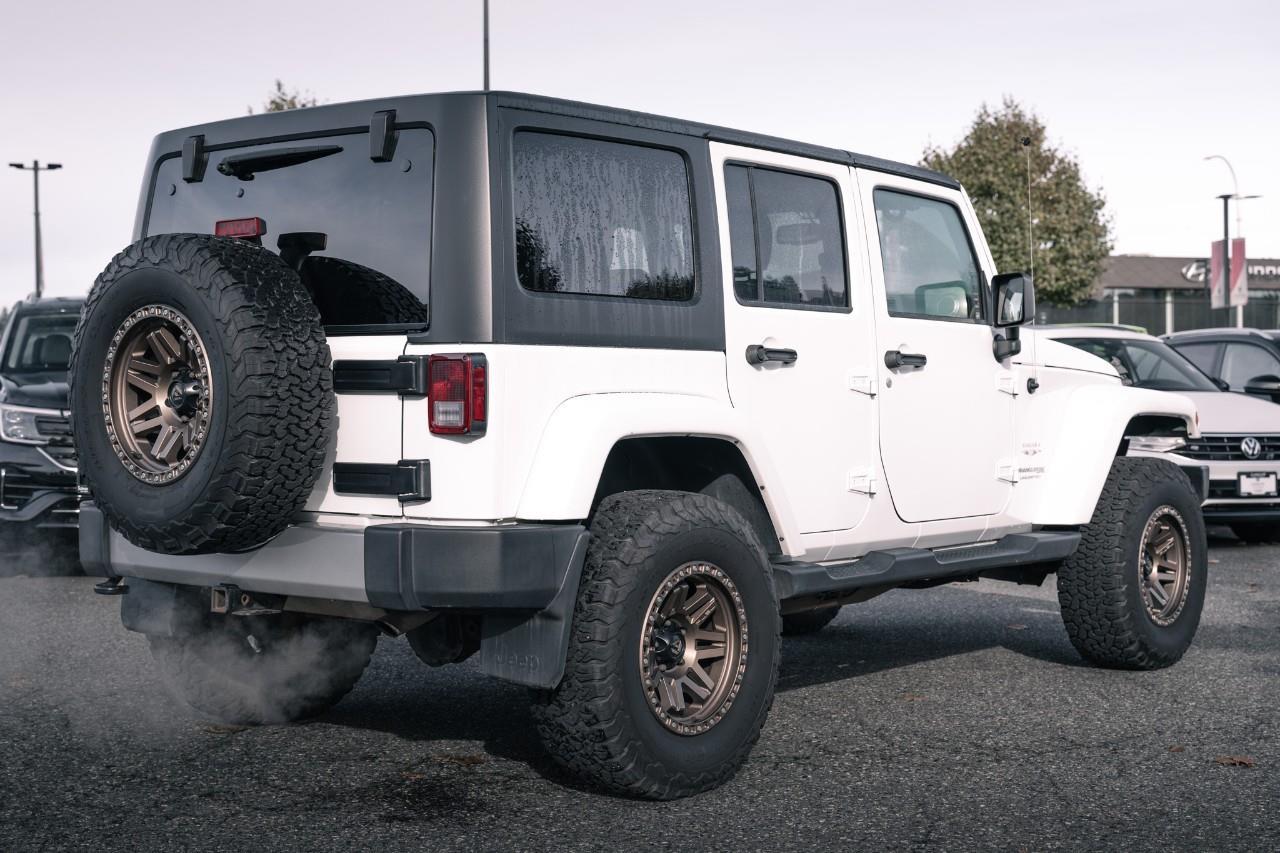 2018 Jeep Wrangler JK Unlimited Sahara LC2694AA