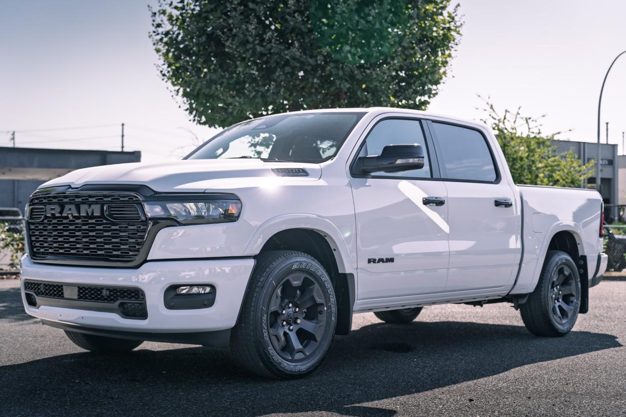 2025 RAM 1500 Big Horn S509670