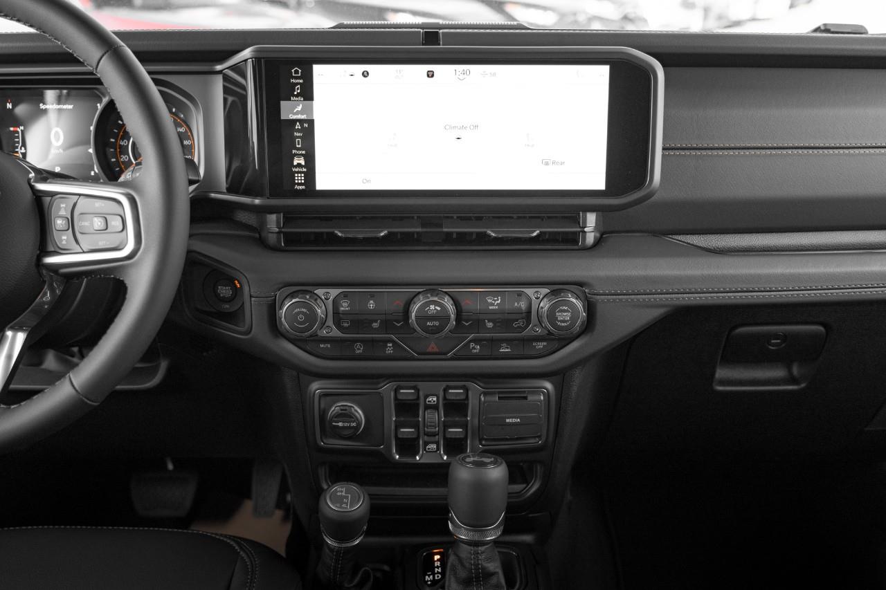 2026 Jeep Wrangler Sahara T182050