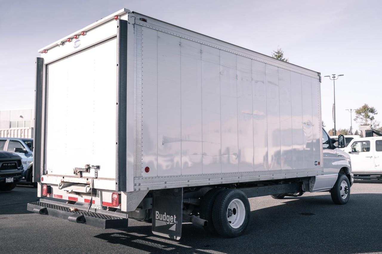 2022 Ford E-450 Cutaway  LC2770