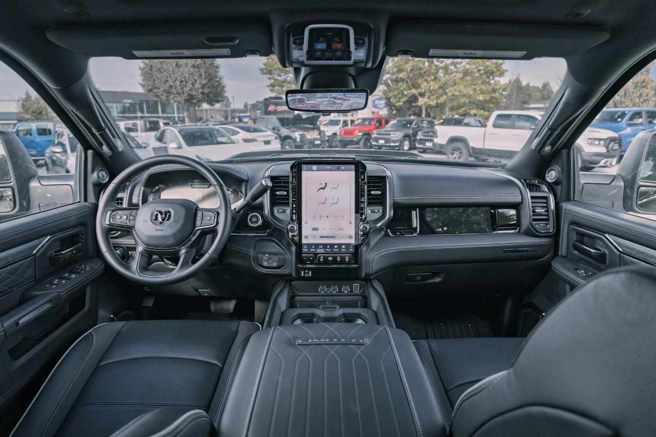 2026 RAM 3500 Limited T161387