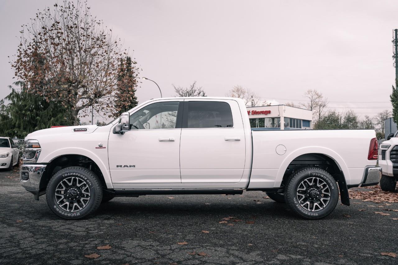 2026 RAM 3500 Limited T161386