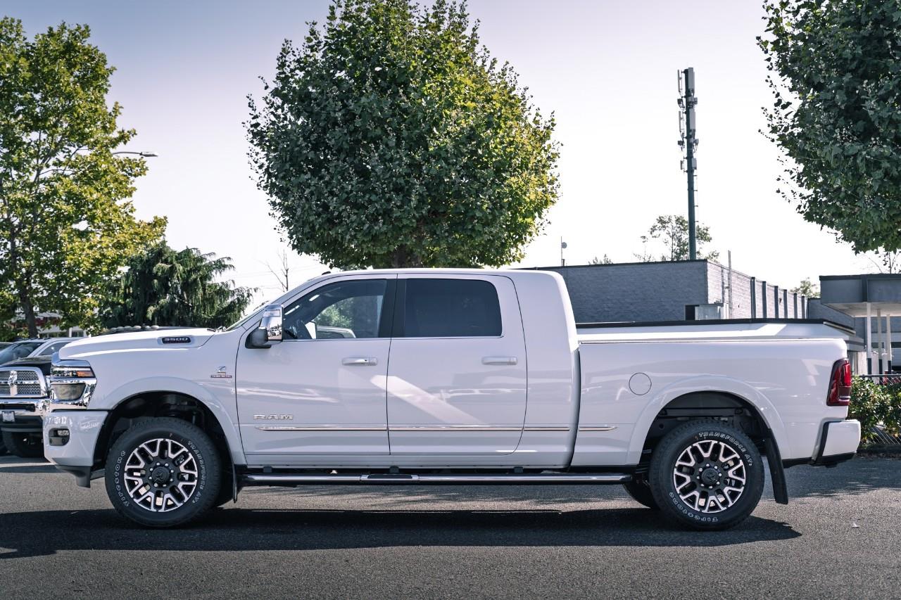 2025 RAM 3500 Limited S544757