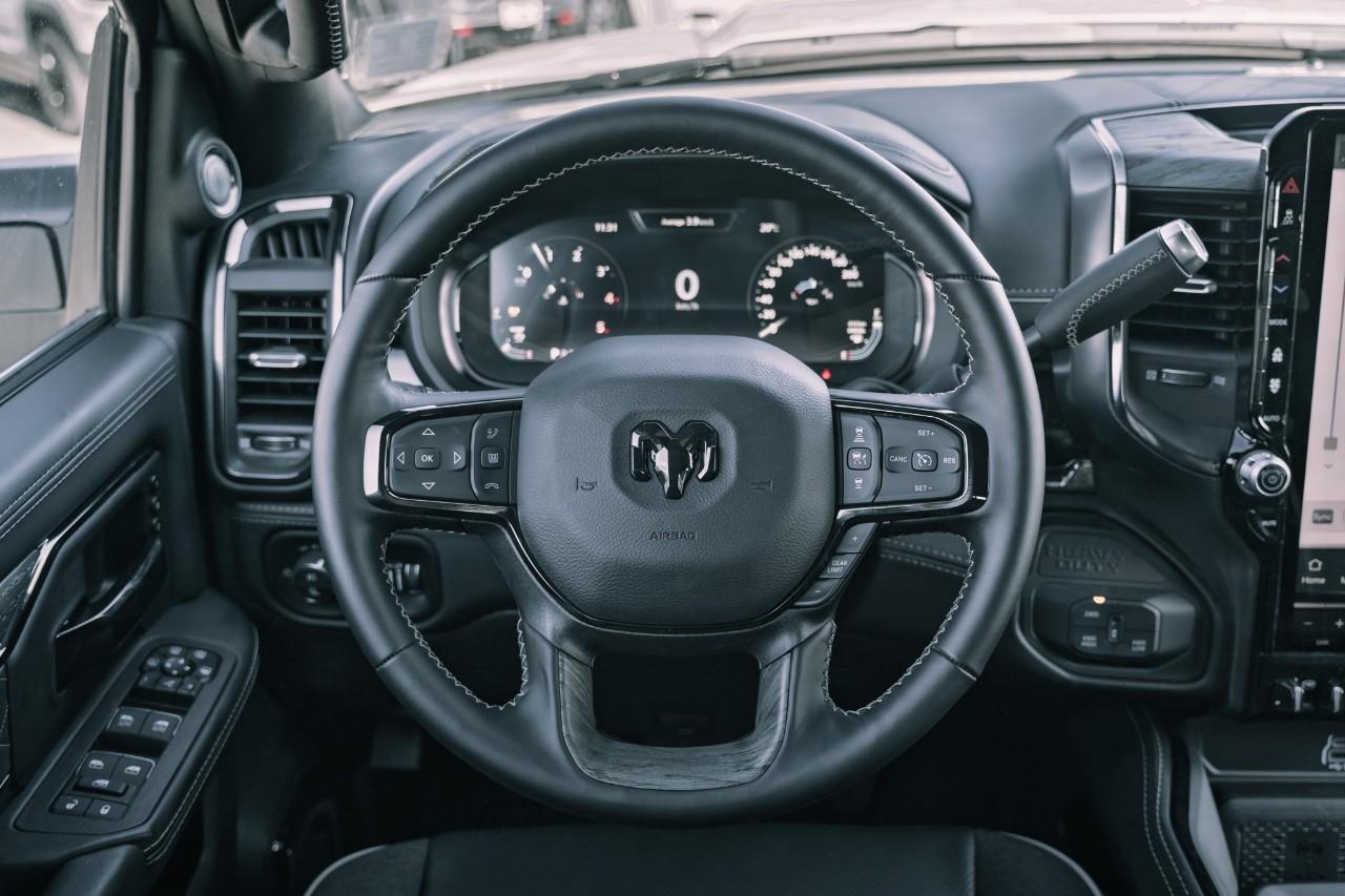 2025 RAM 3500 Limited S544757