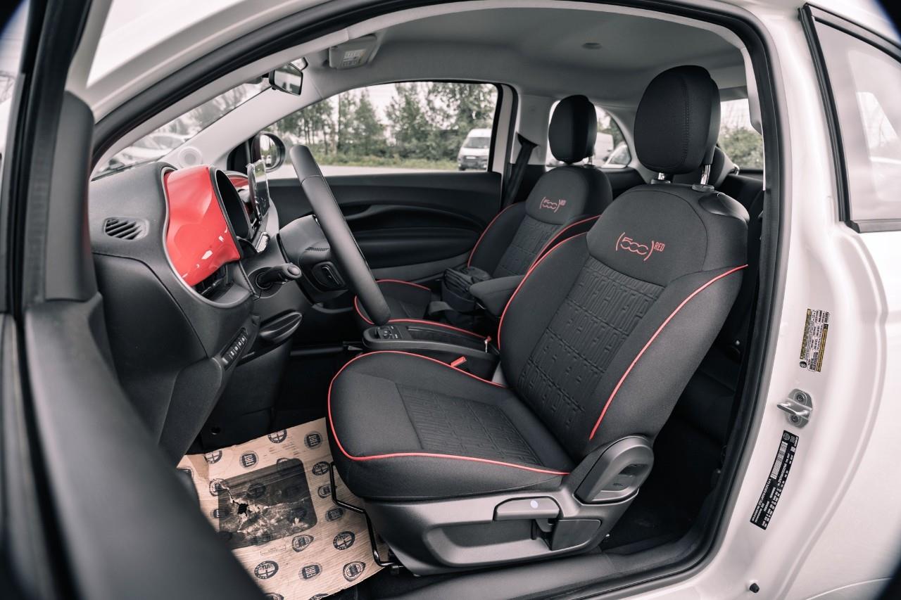 2025 Fiat 500e  S239870