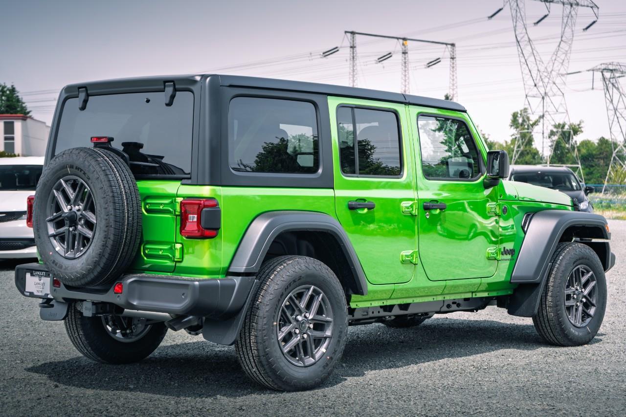 2025 Jeep Wrangler Sport S621370