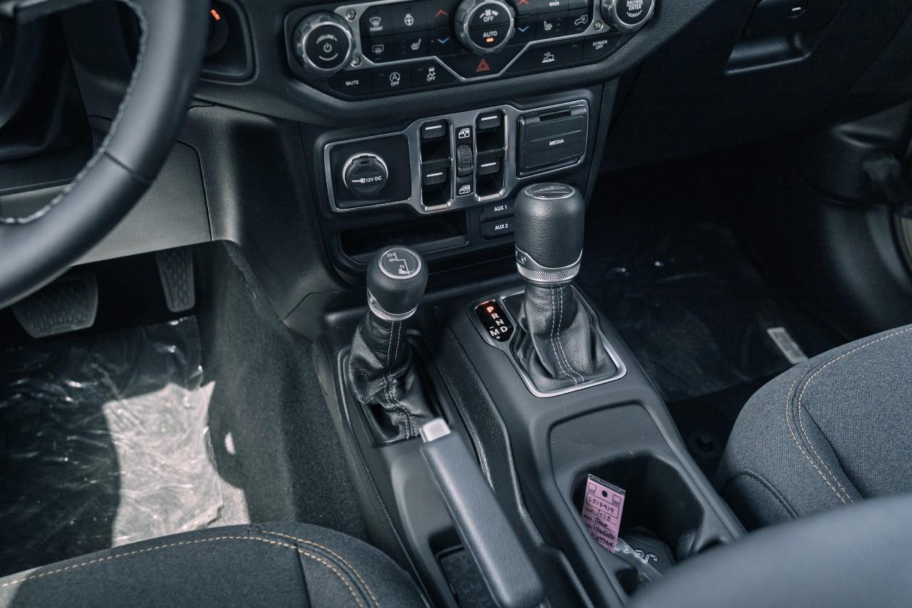 2025 Jeep Gladiator Sport S S517919