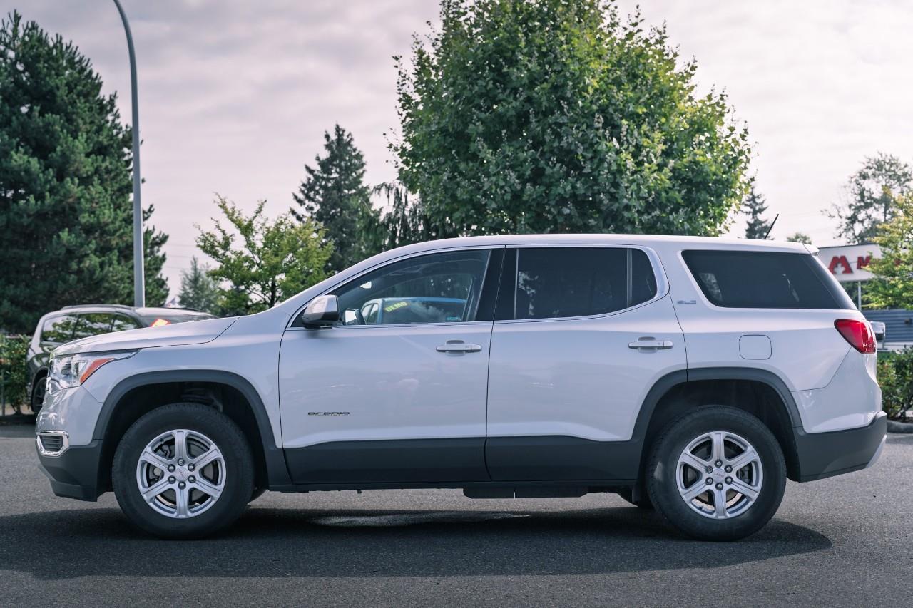 2019 GMC Acadia SLE-1 S562588A