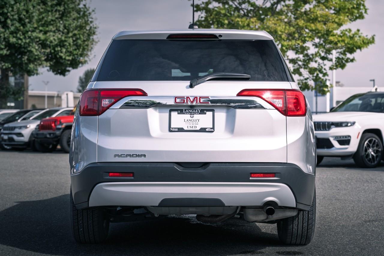 2019 GMC Acadia SLE-1 S562588A