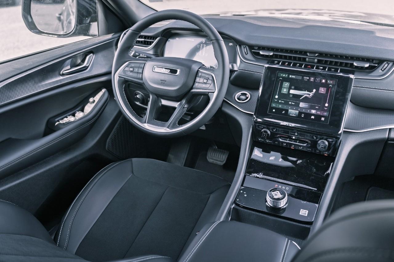 2025 Jeep Grand Cherokee Laredo S345858