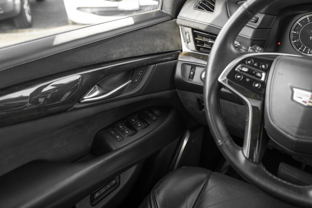 2017 Cadillac Escalade ESV Platinum LC2737A