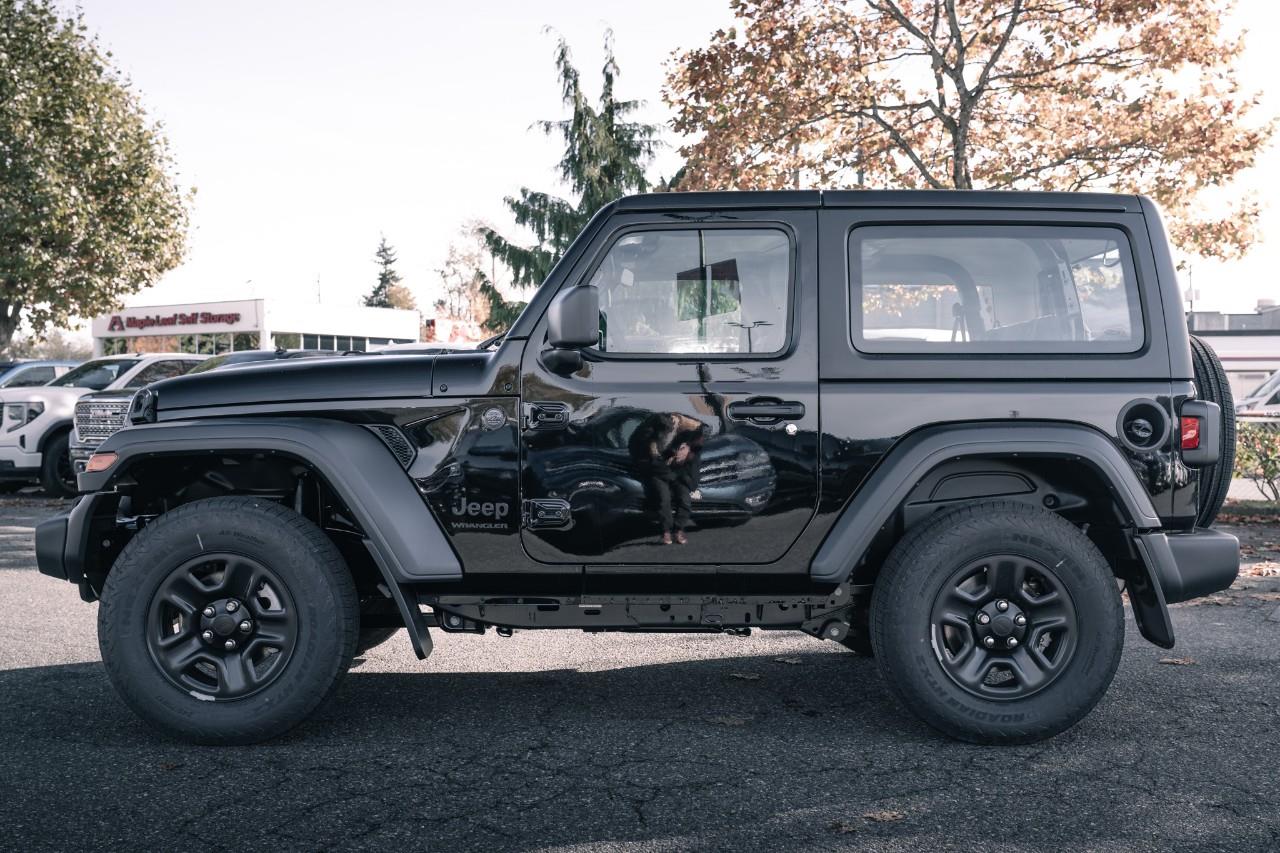 2026 Jeep Wrangler Sport T165747