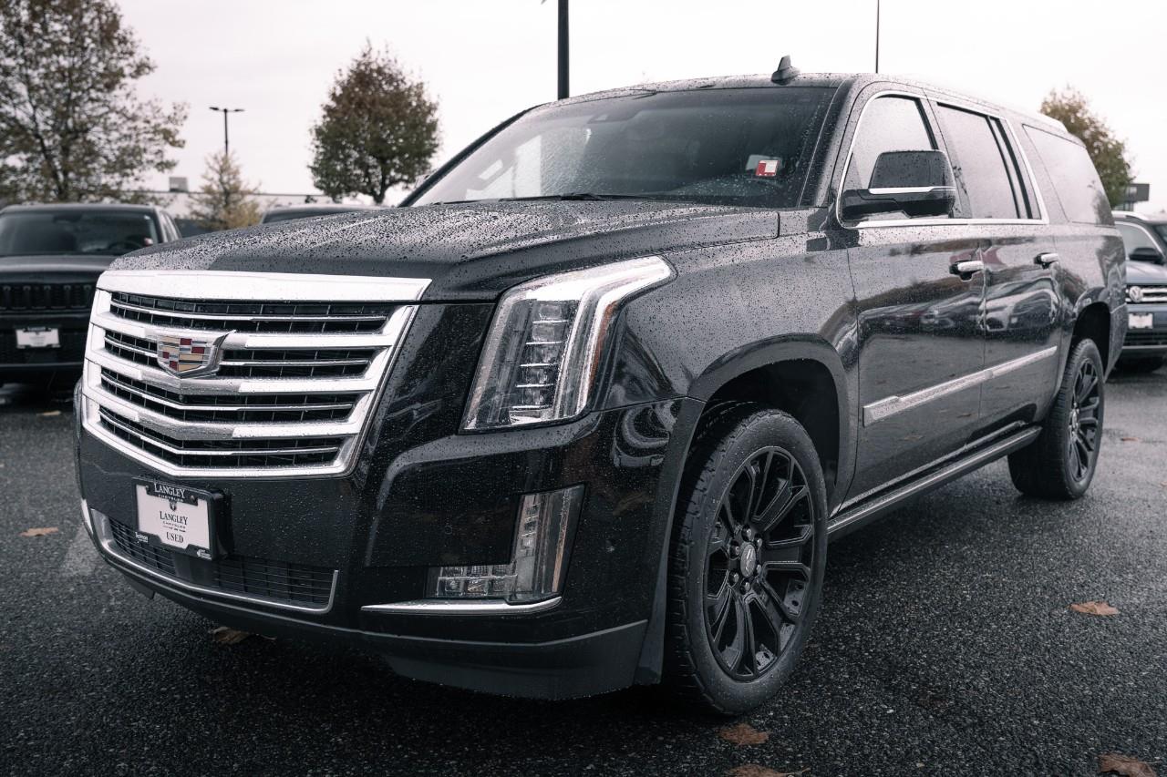 2017 Cadillac Escalade ESV Platinum LC2737A