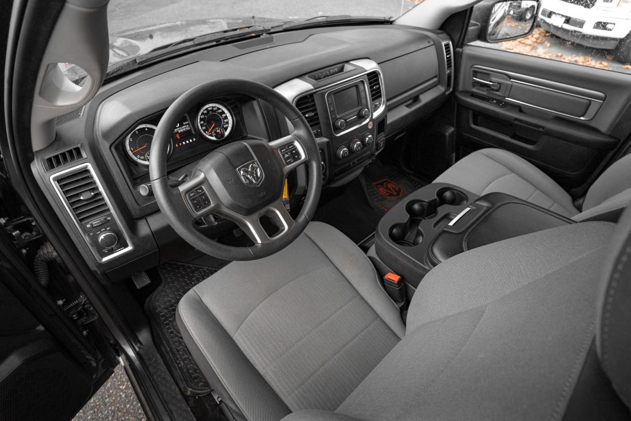 2023 RAM 1500 Classic SLT LC2771