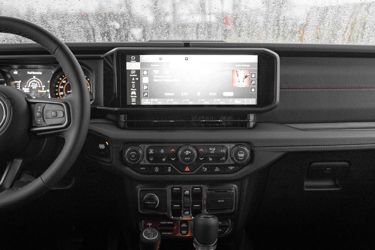 2026 Jeep Wrangler Rubicon T161348