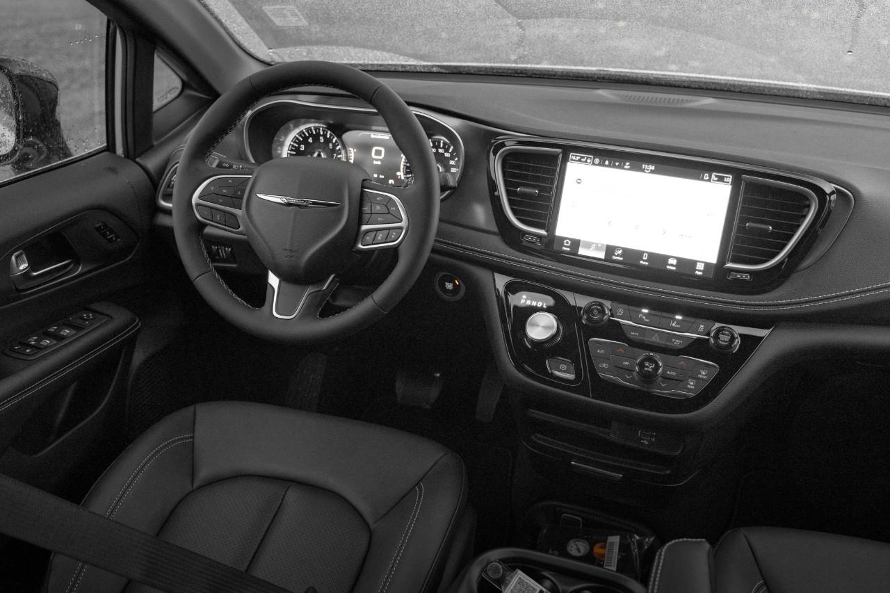 2026 Chrysler Pacifica Select T184184