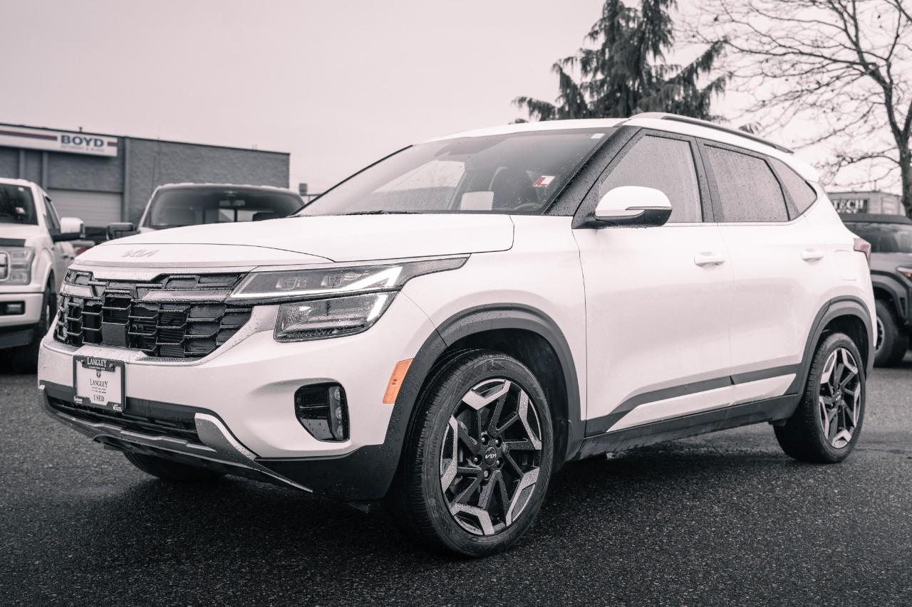 2024 Kia Seltos SX w/Black Interior LC2784