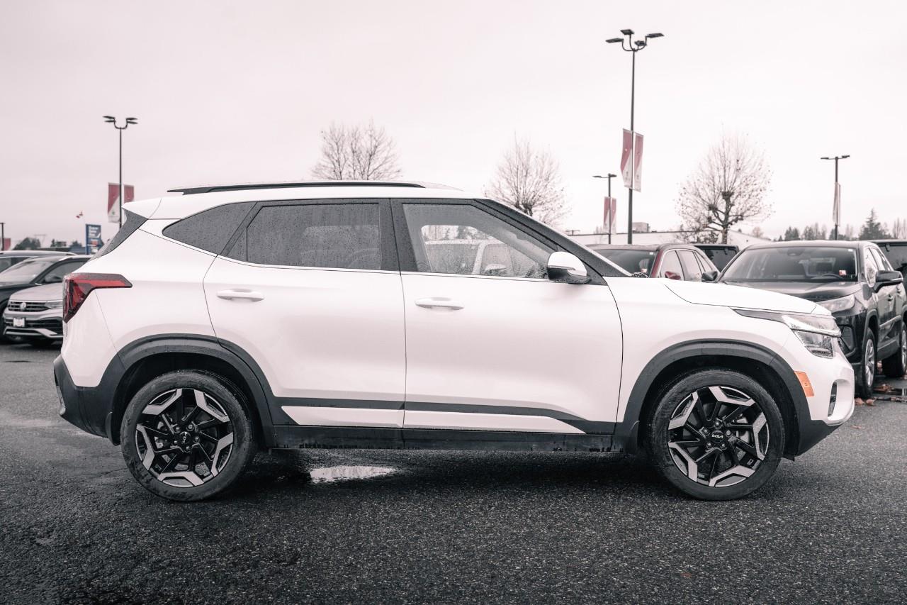 2024 Kia Seltos SX w/Black Interior LC2784