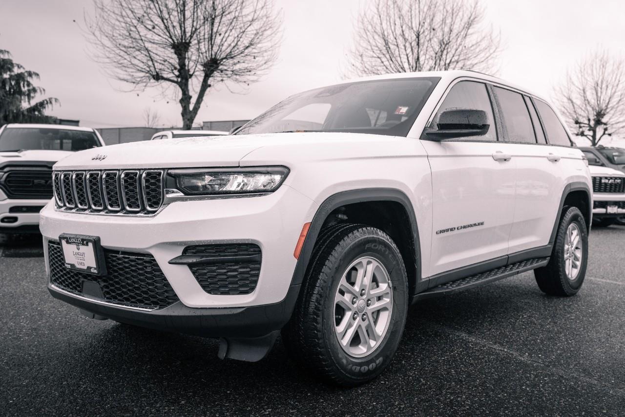 2023 Jeep Grand Cherokee Laredo LC2785