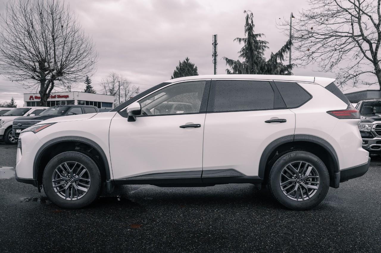 2024 Nissan Rogue S LC2782A