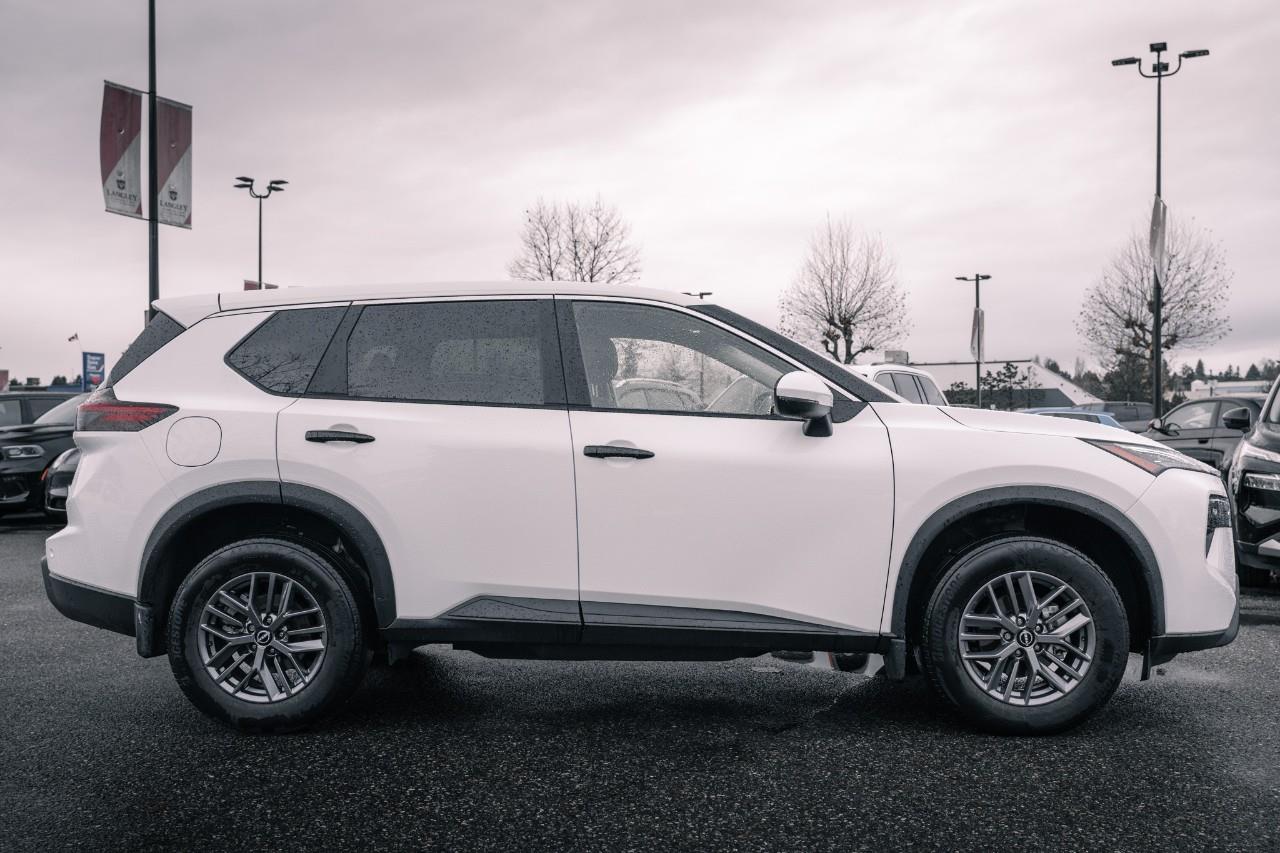 2024 Nissan Rogue S LC2782A