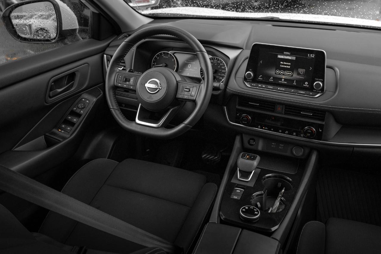 2024 Nissan Rogue S LC2782A