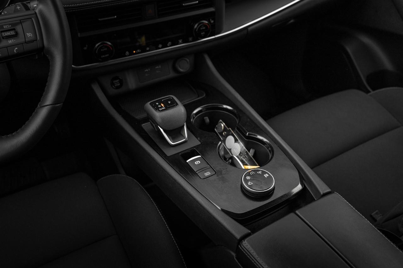 2024 Nissan Rogue S LC2782A