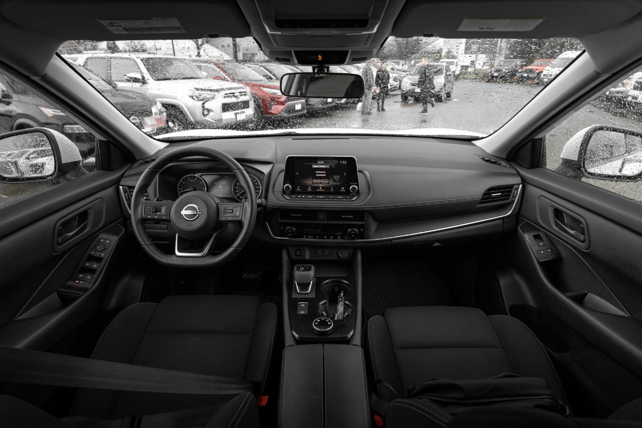 2024 Nissan Rogue S LC2782A