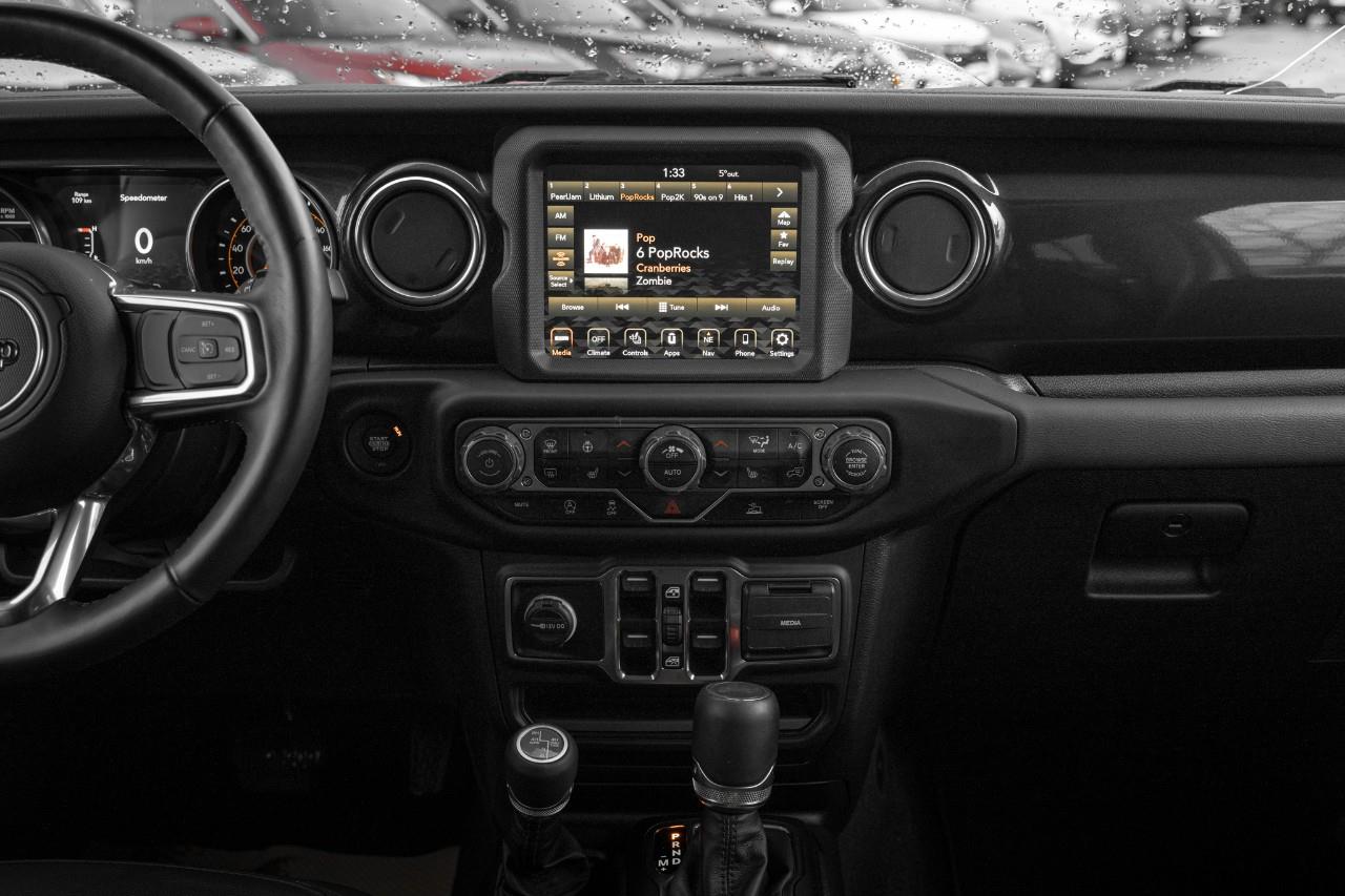 2023 Jeep Wrangler Sahara S345734B